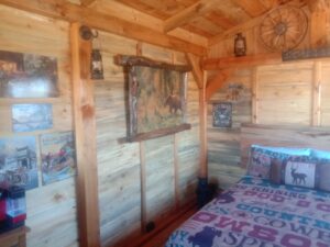 mills road cabin interior 2